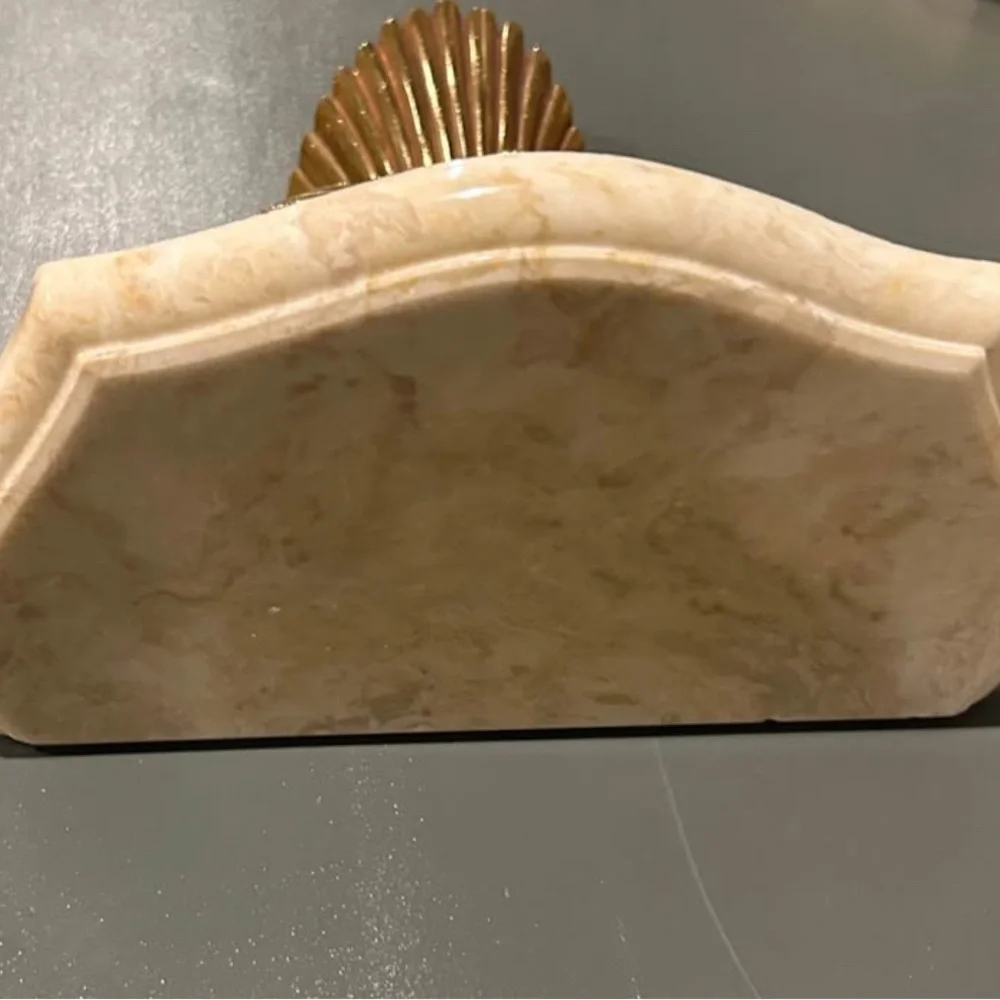 Vintage Syroco Elegant Gold Wall Sconce